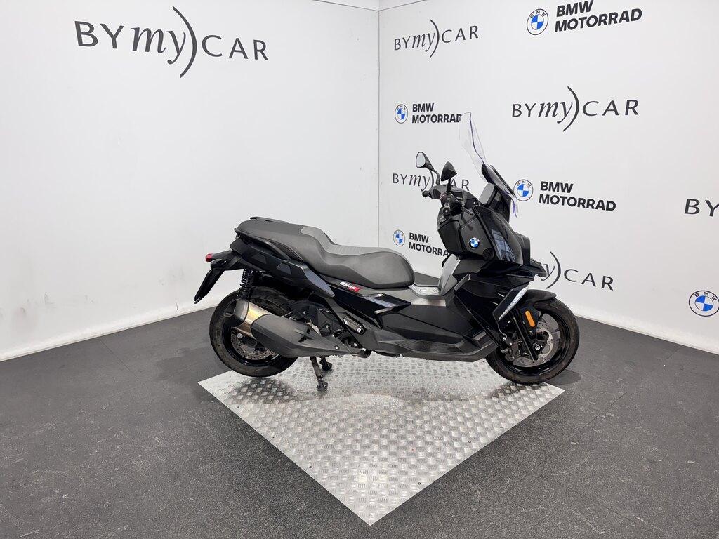C 400 X