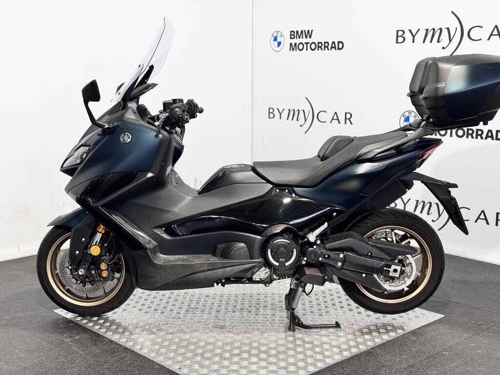 T-MAX 560