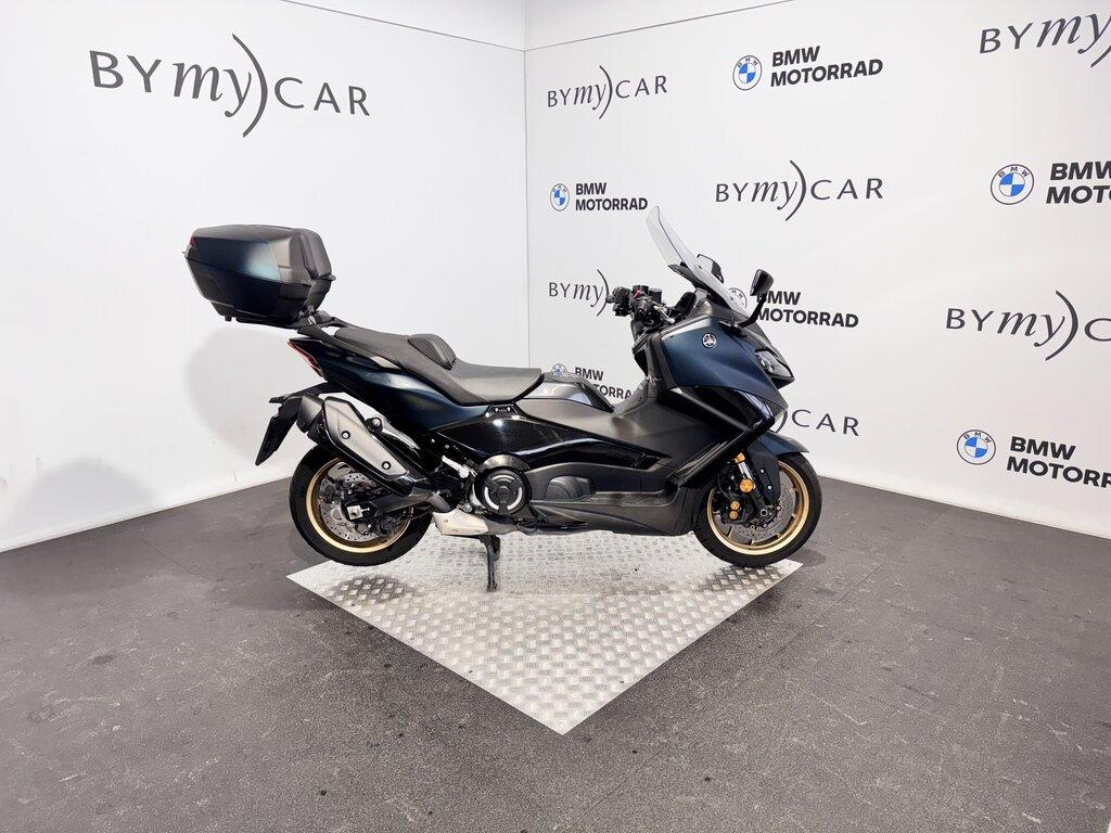 T-MAX 560