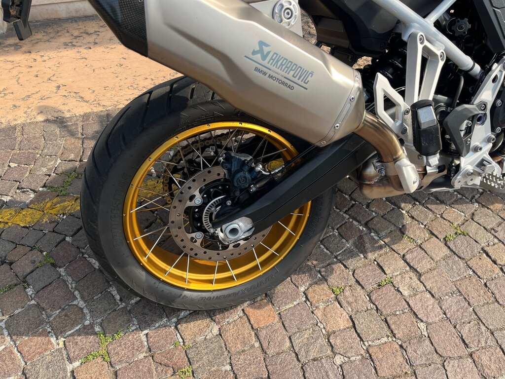 F 900 GS