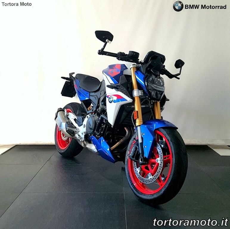 F 900 R