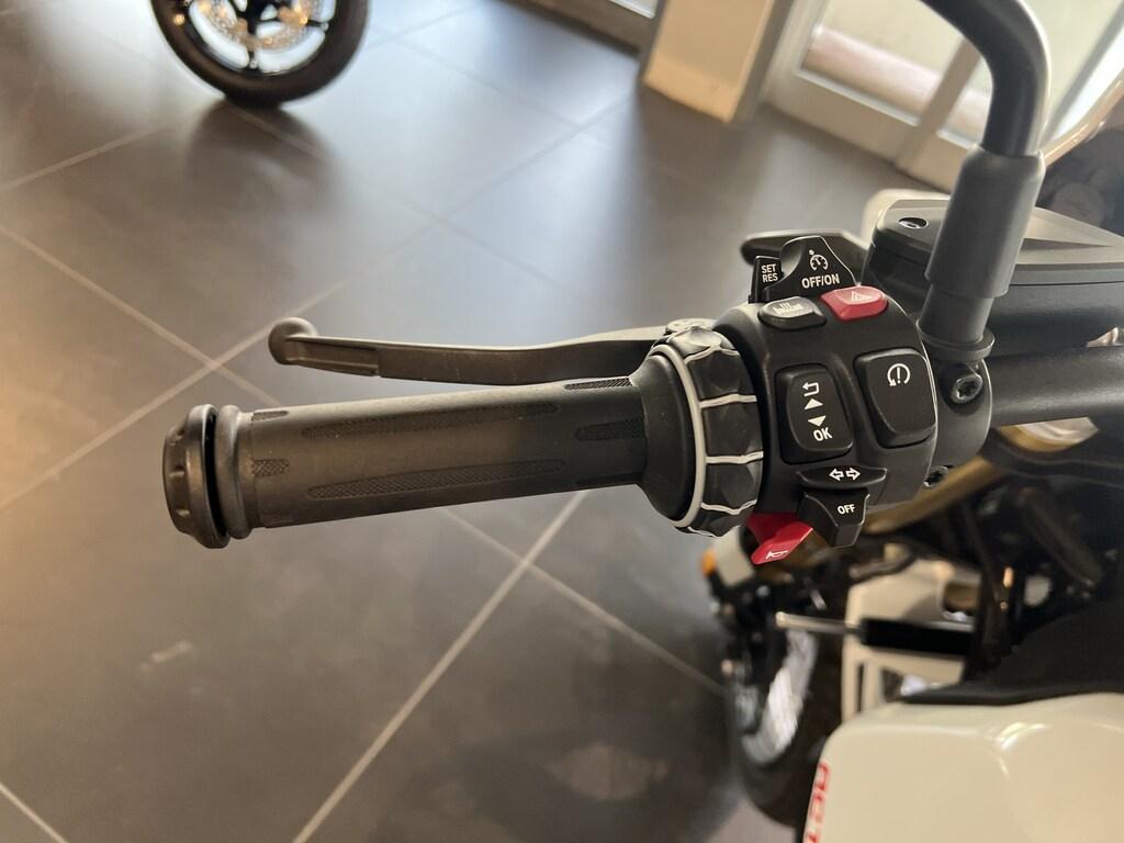 R12 G/S