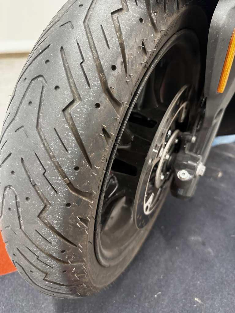 C 400 GT