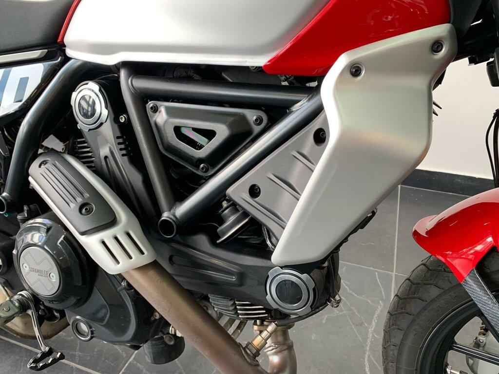 SCRAMBLER 800