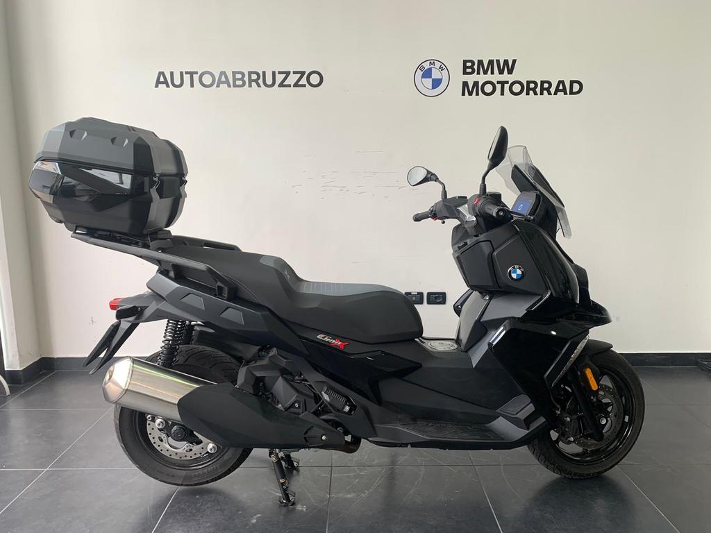 C 400 X