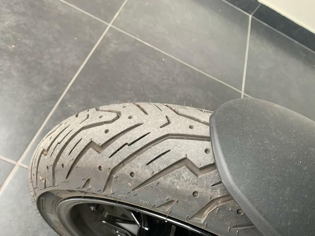 C 400 X
