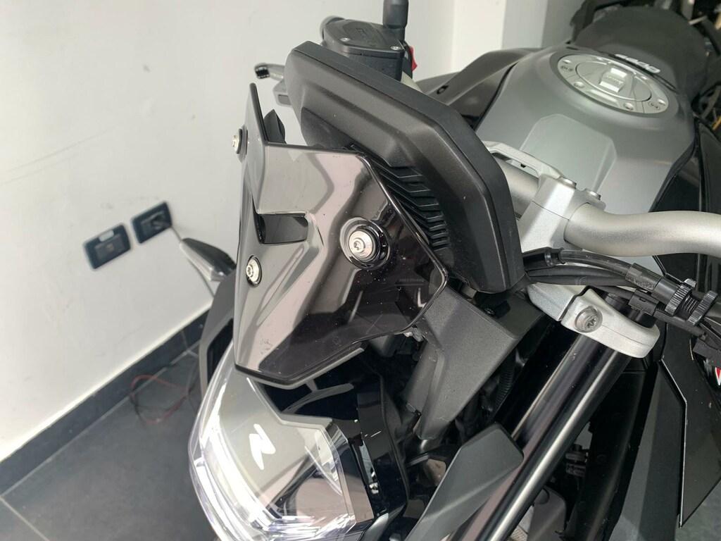 F 900 R