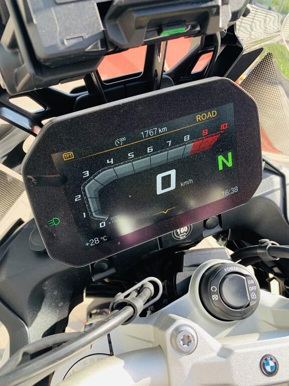 F 900 GS