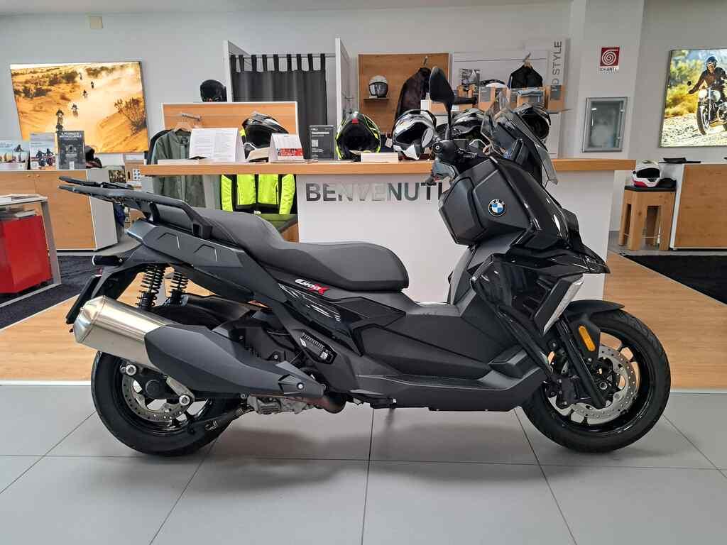 C 400 X