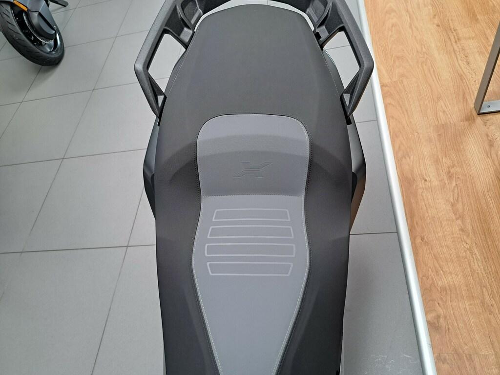 C 400 X