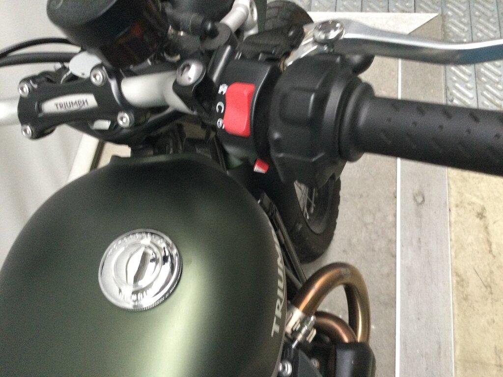 STREET SCRAMBLER 900