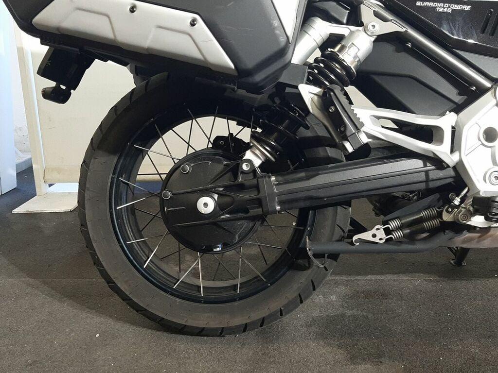 V85 TT