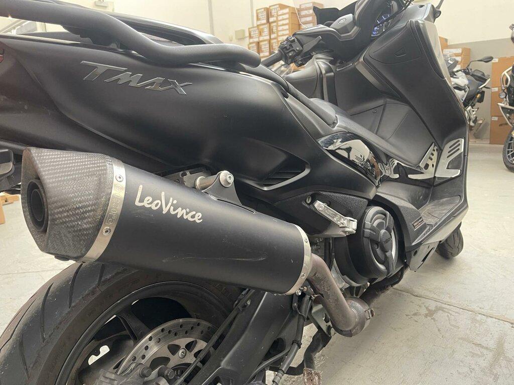 T-MAX 560