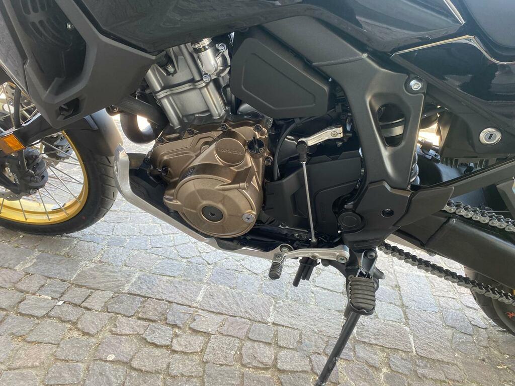 AFRICA TWIN 1100