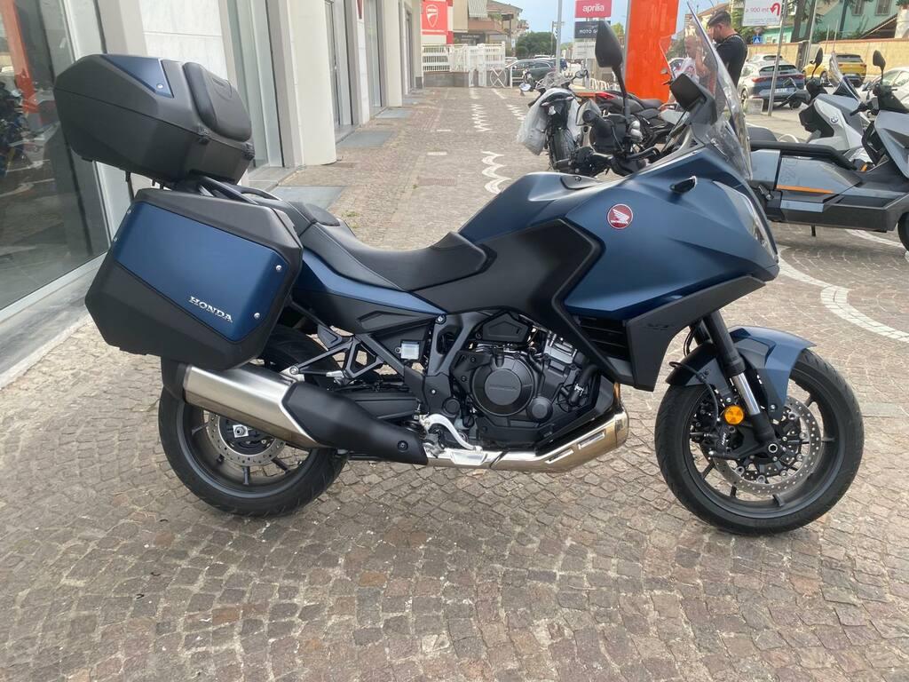 NT 1100