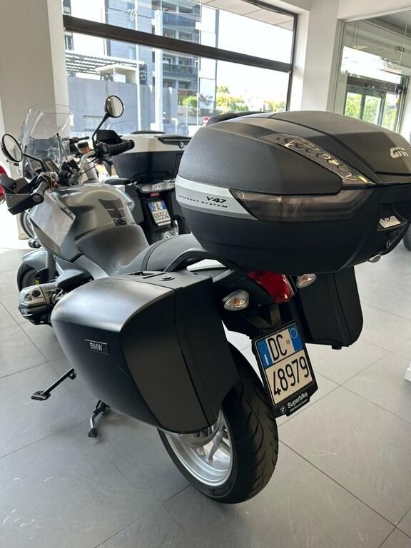 R 1200 R