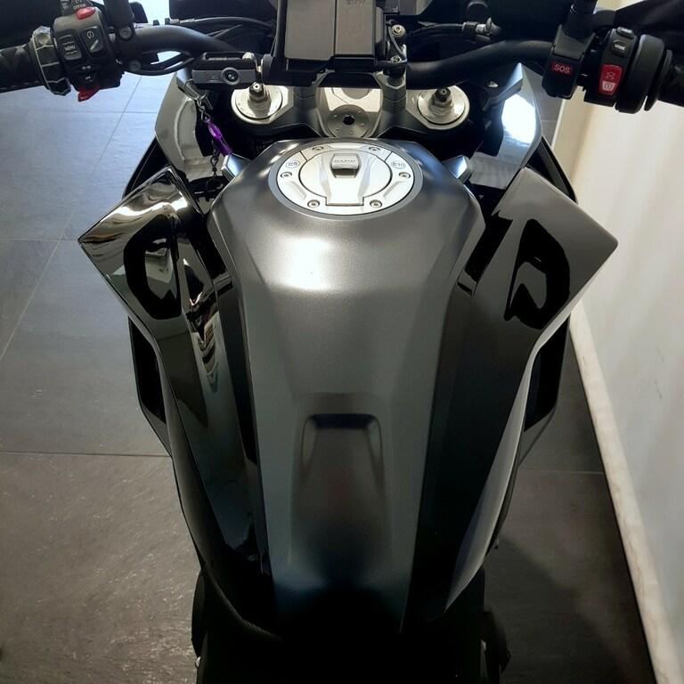 F 900 XR