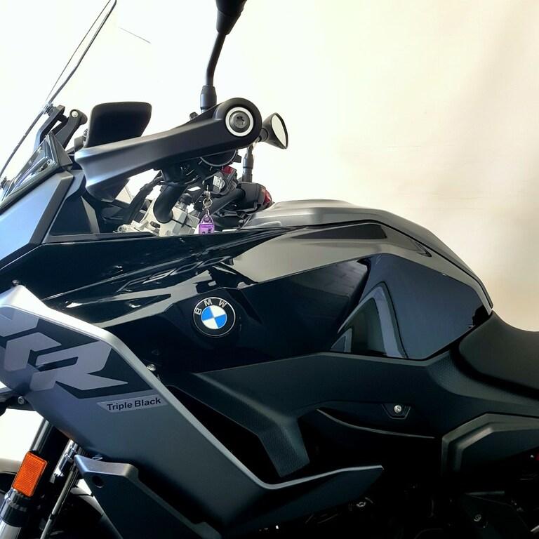 F 900 XR