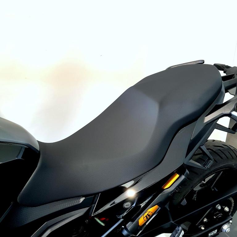 F 900 XR