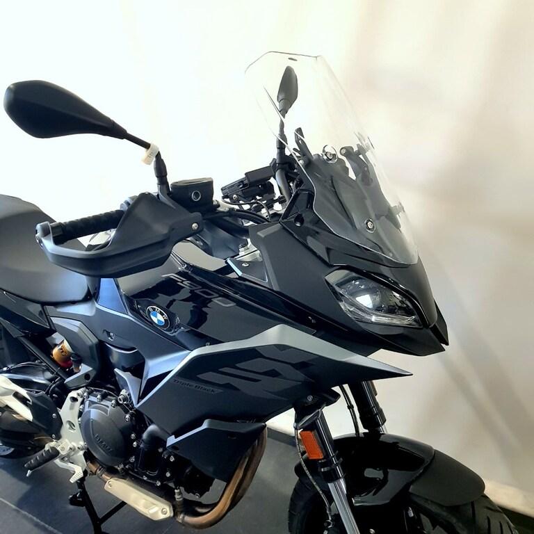 F 900 XR