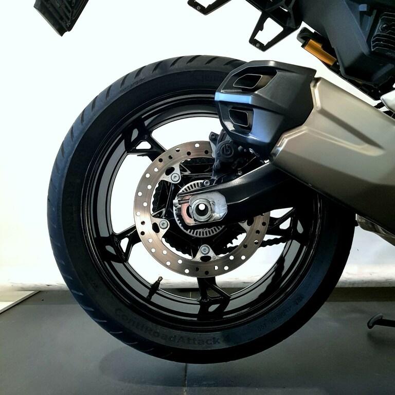 F 900 XR