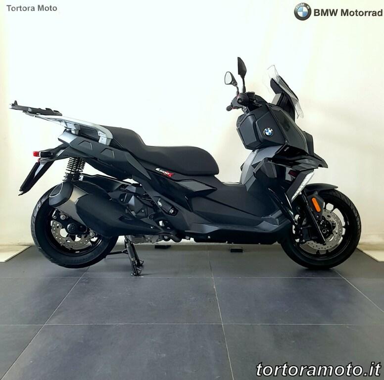 C 400 X