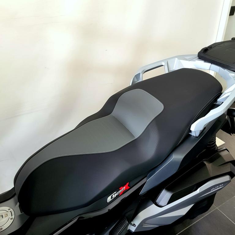C 400 X
