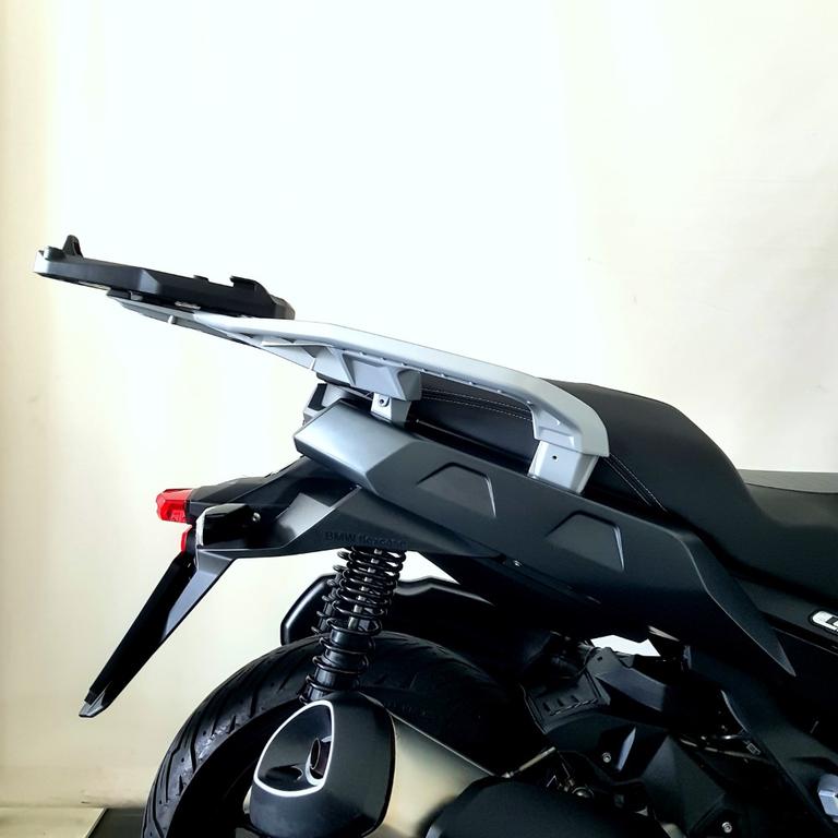 C 400 X