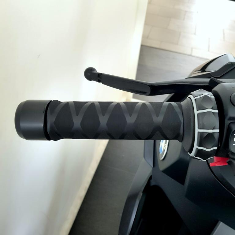 C 400 X