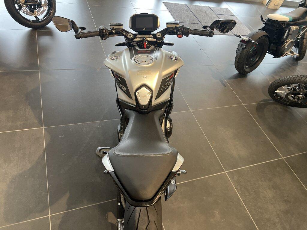 BRUTALE 800 DRAGSTER