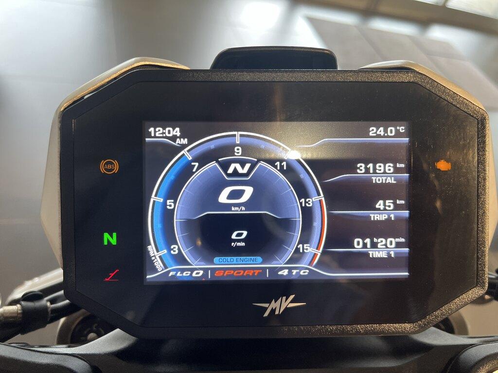 BRUTALE 800 DRAGSTER