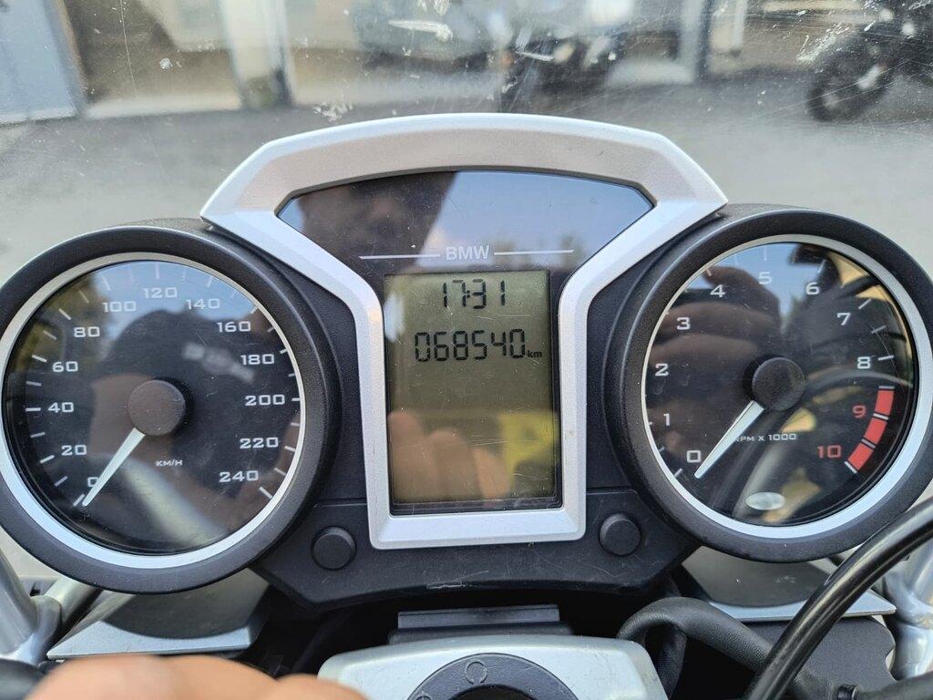 R 1200 R