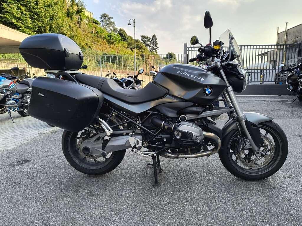 R 1200 R