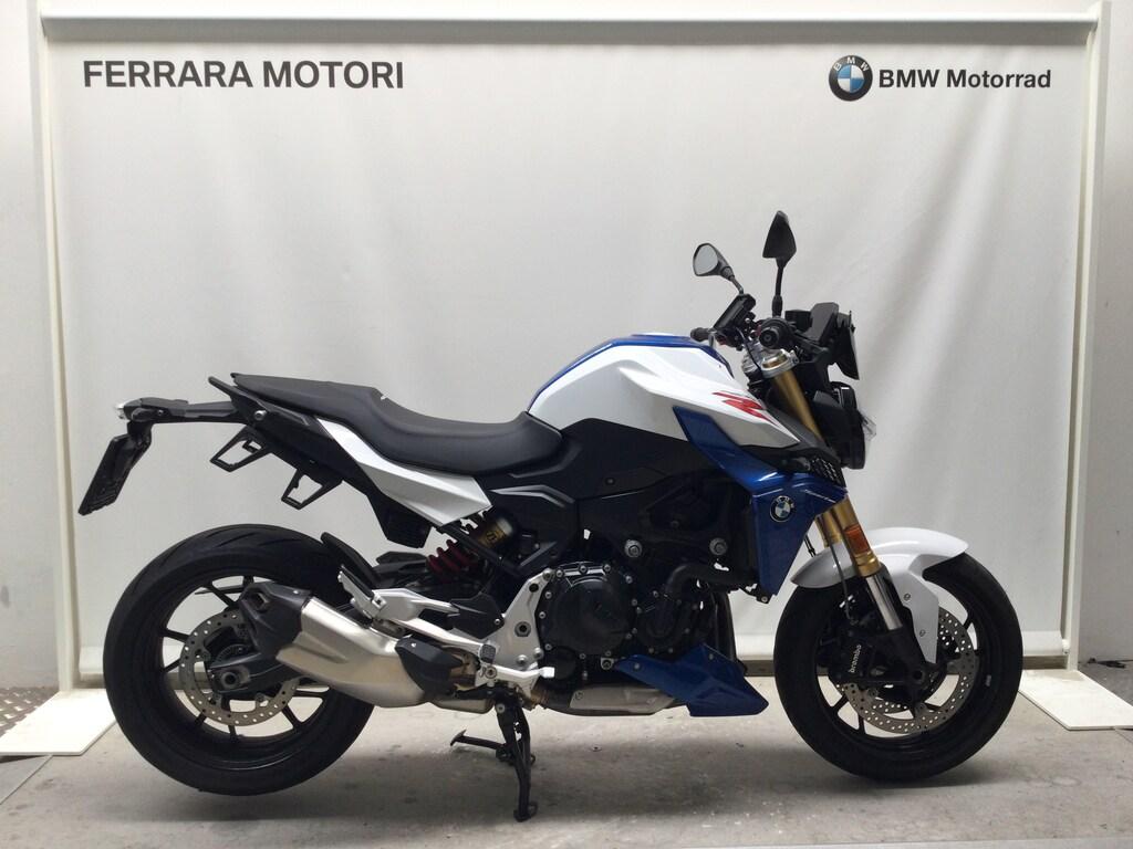 F 900 R