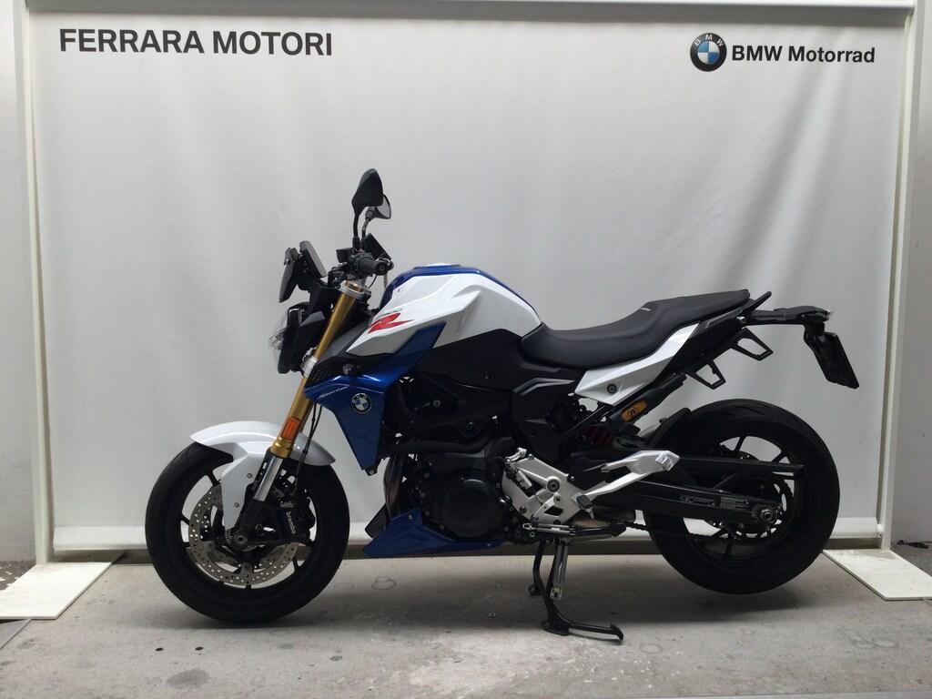 F 900 R
