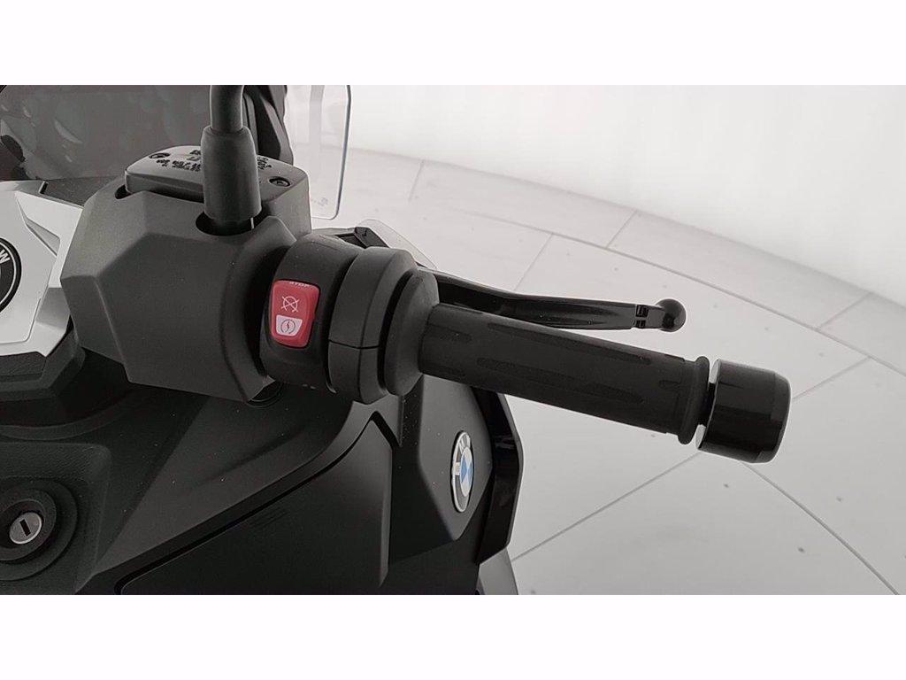 C 400 X