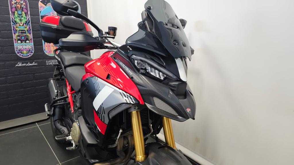 MULTISTRADA V4