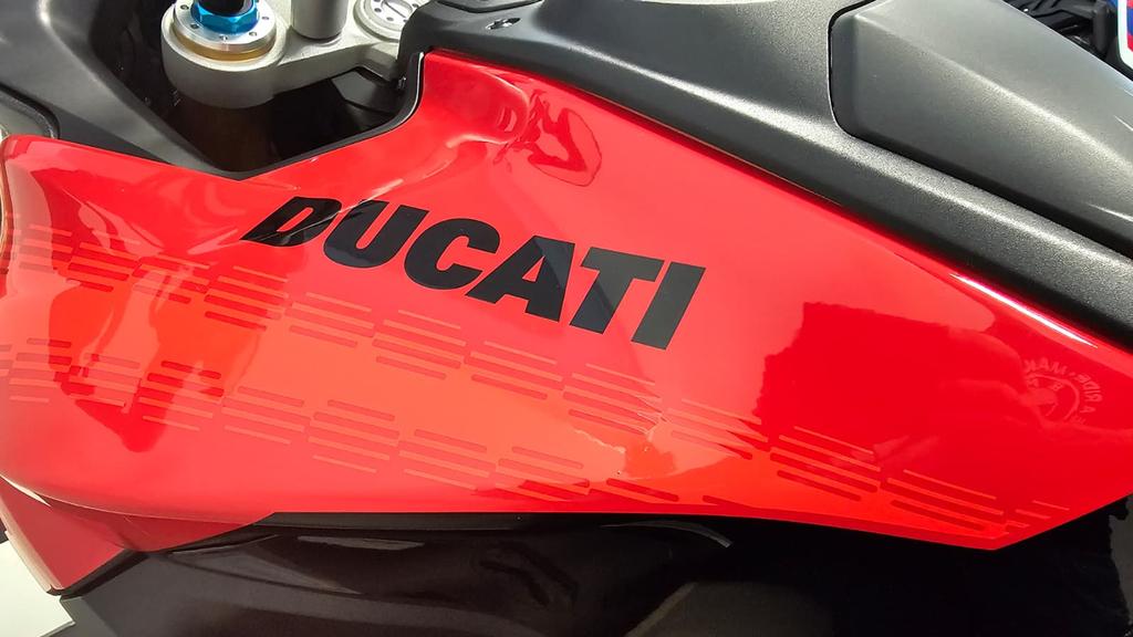 MULTISTRADA V4