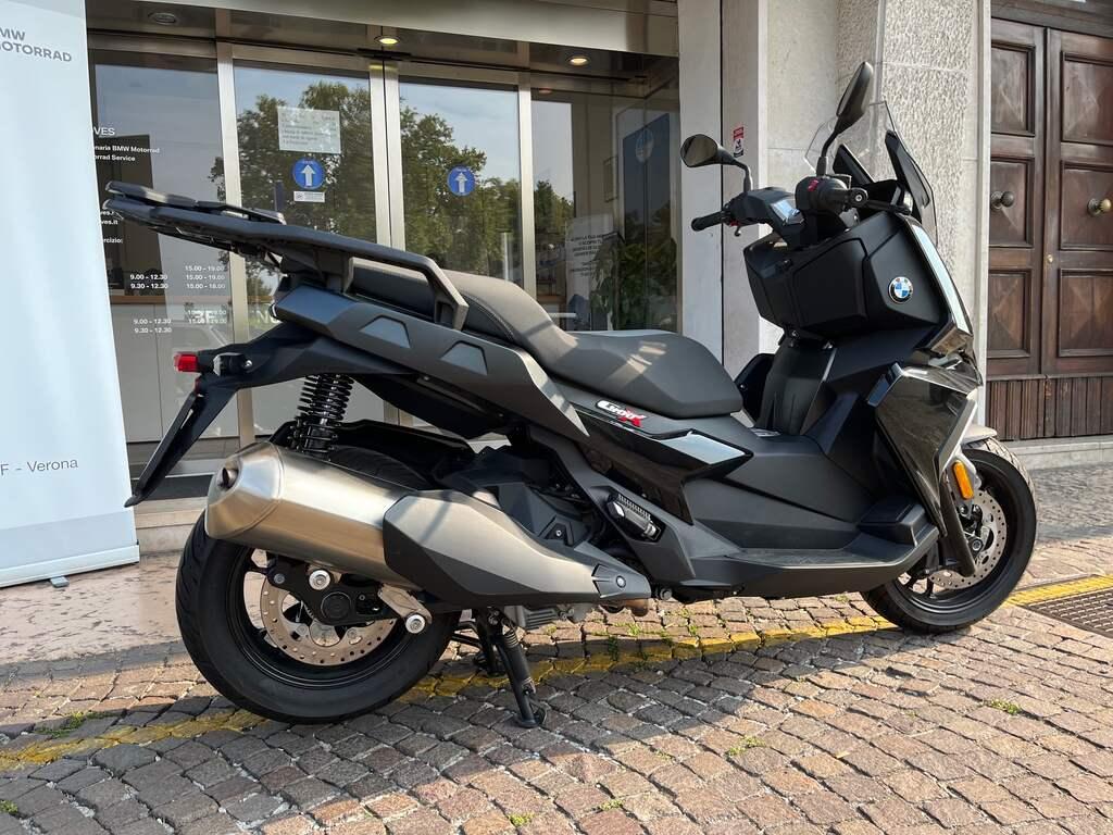 C 400 X