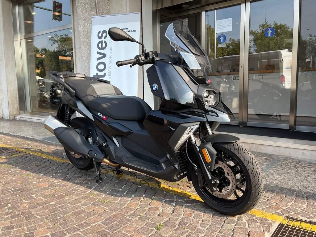 C 400 X