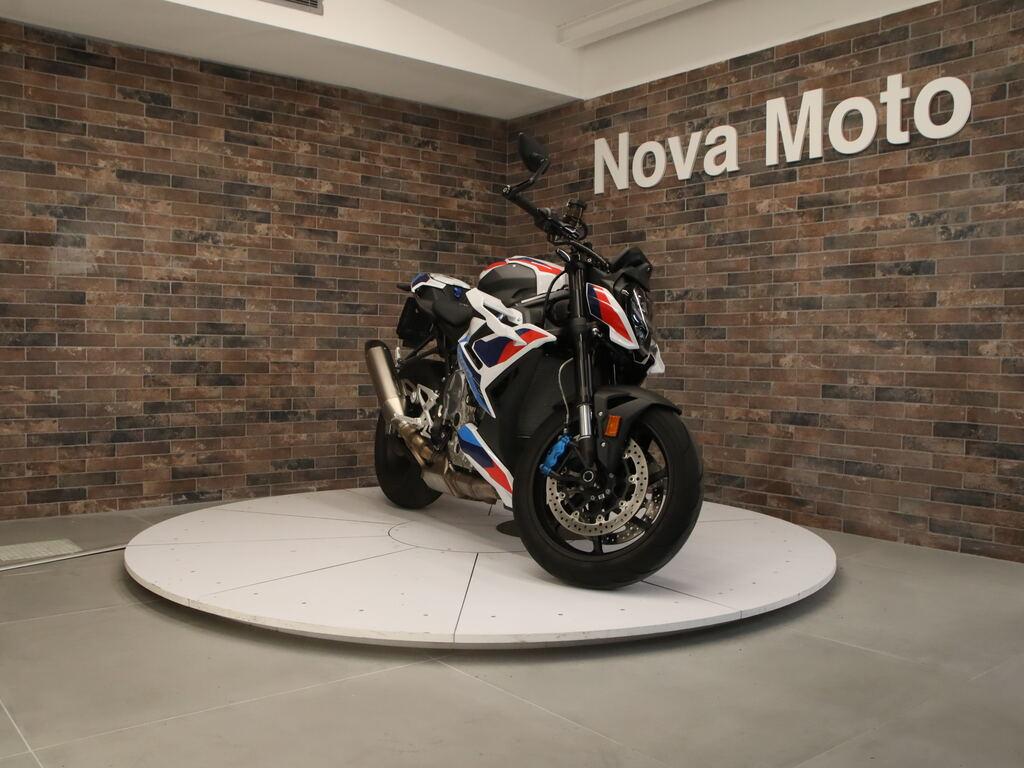 M 1000 R