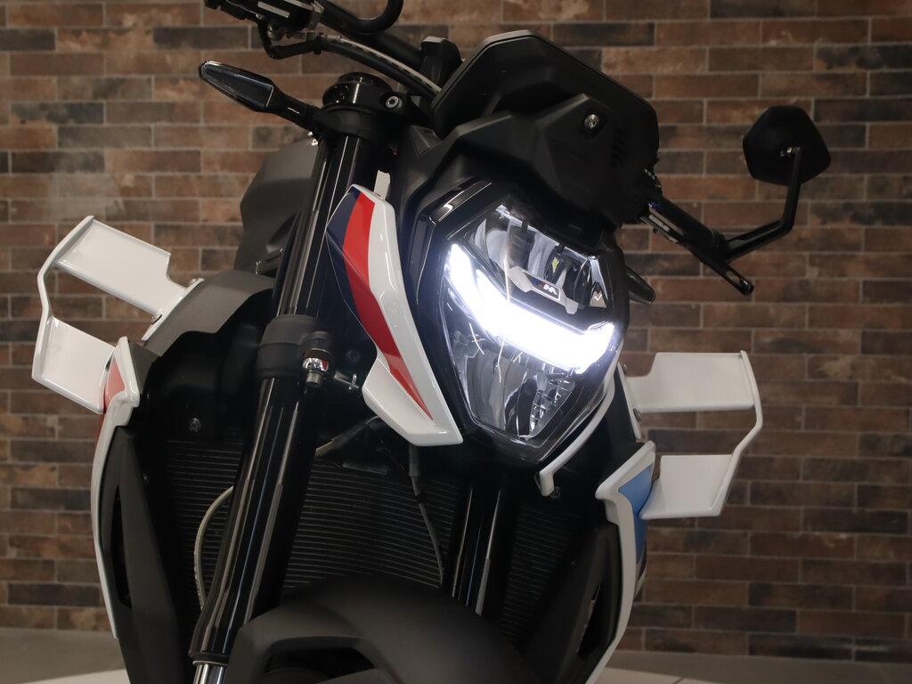 M 1000 R