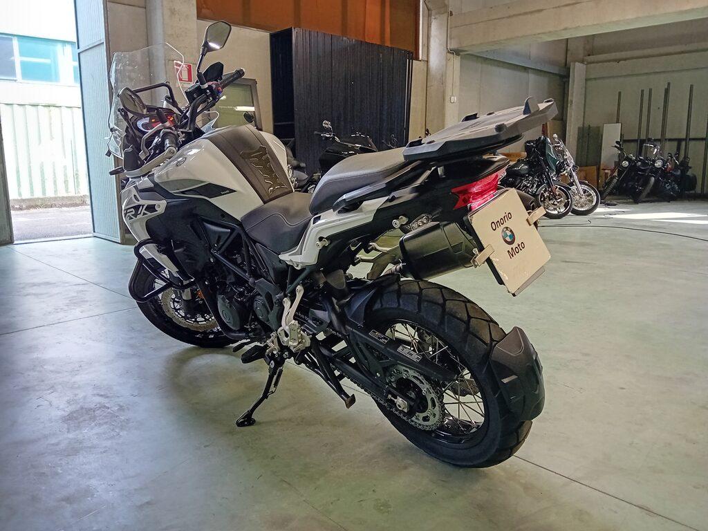TRK 502