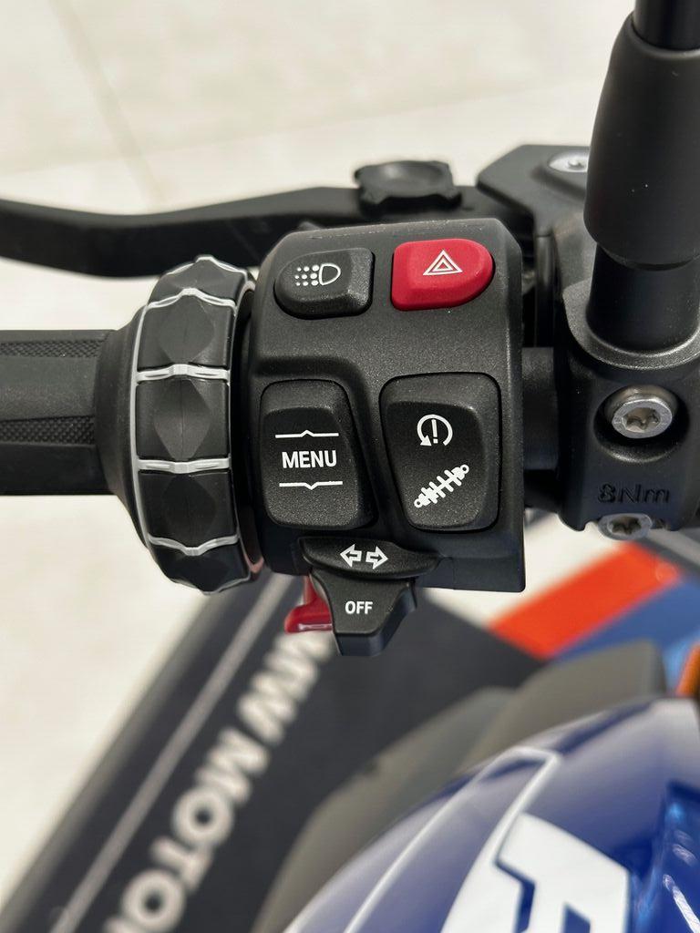 R 1250 R