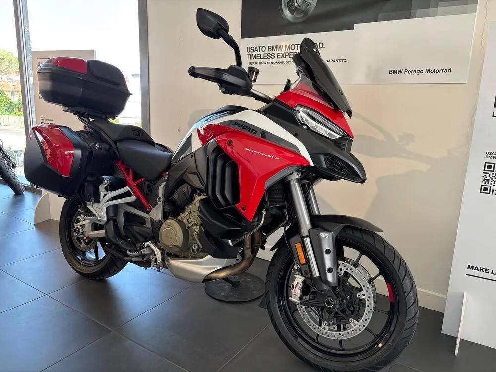 MULTISTRADA V4