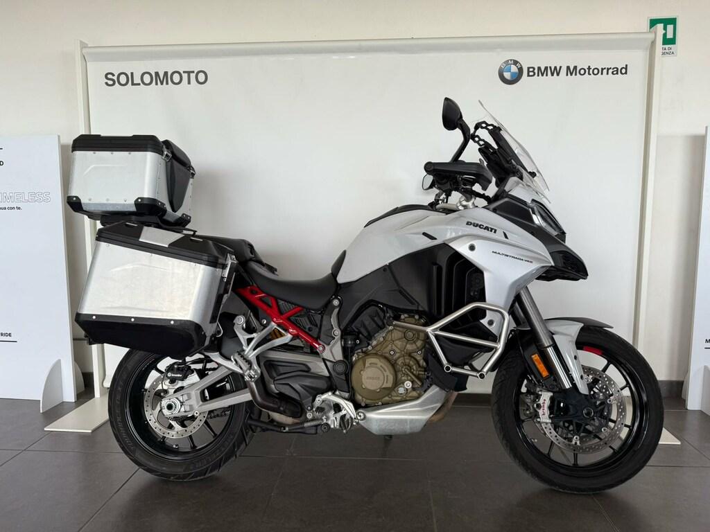 MULTISTRADA V4