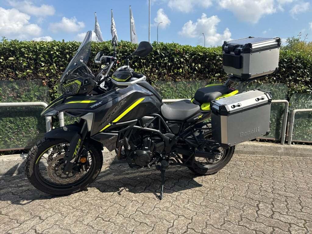 TRK 702