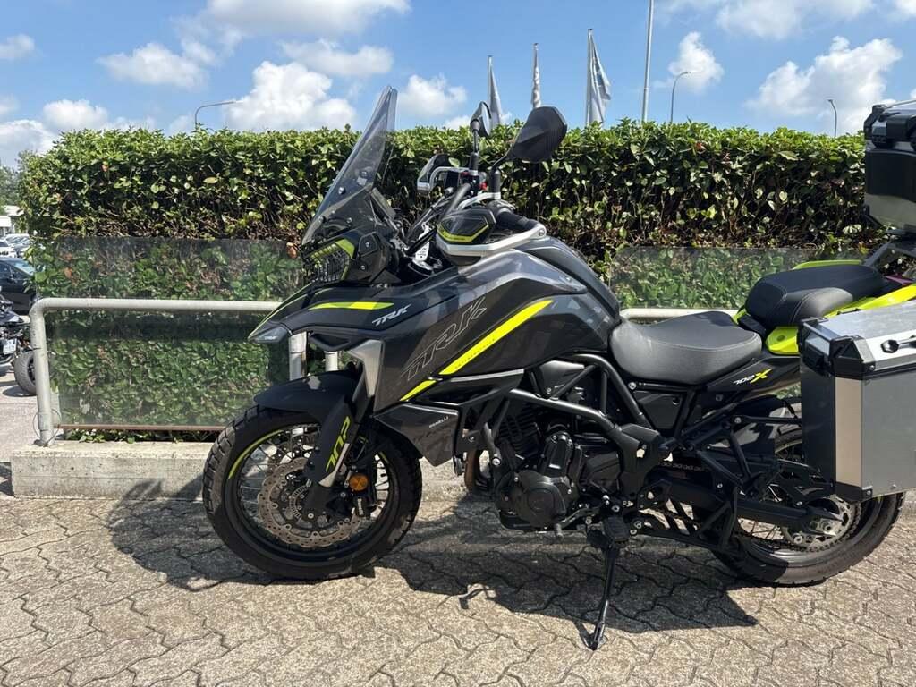 TRK 702
