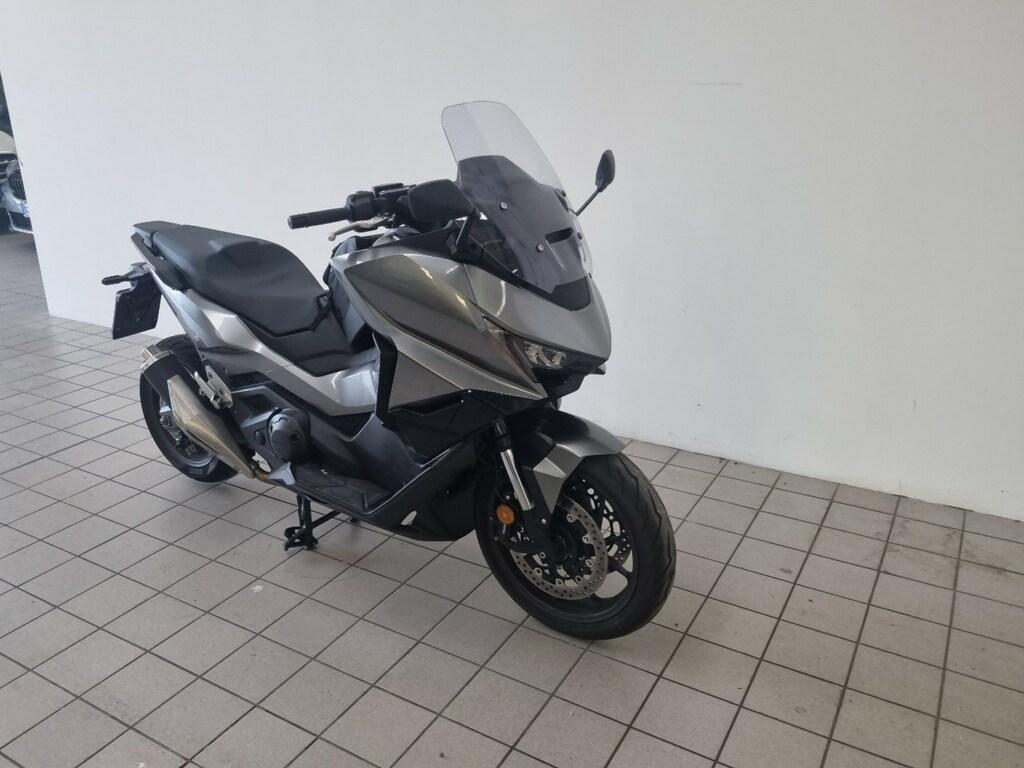 FORZA 750