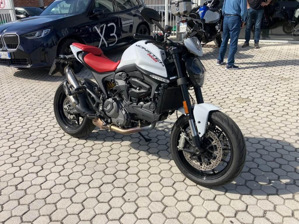 MONSTER 950